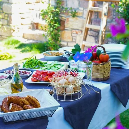 Oemer Aga Konagi 호텔 Cunda