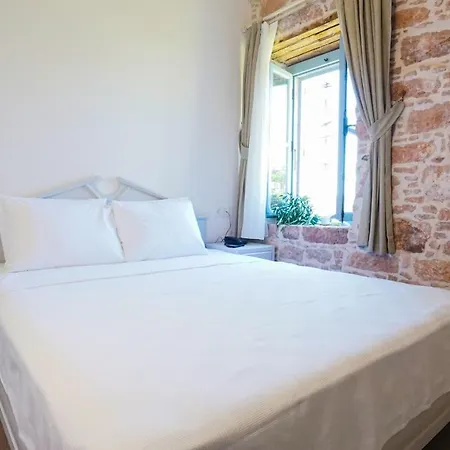 호텔 Oemer Aga Konagi 3*