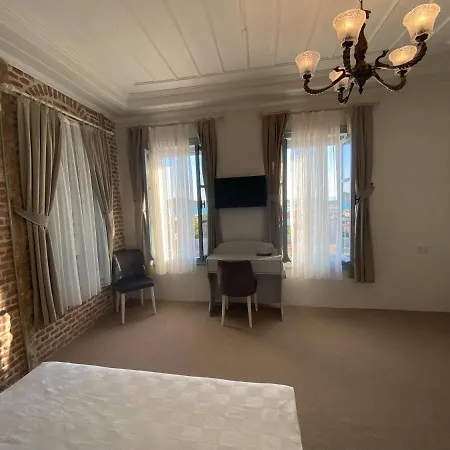 Oemer Aga Konagi Hotell 3*