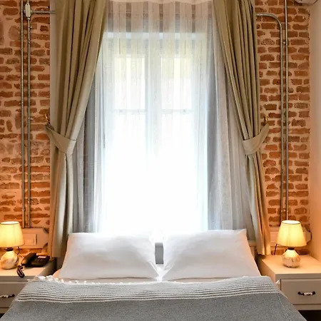 호텔 Oemer Aga Konagi Cunda