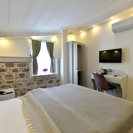 Oemer Aga Konagi 호텔 3*