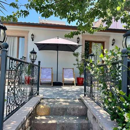 Oemer Aga Konagi 3* Cunda