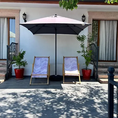 Oemer Aga Konagi Hotell Cunda