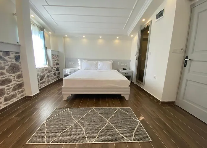 Oemer Aga Konagi فندق 3*