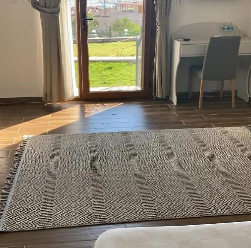 فندق Oemer Aga Konagi