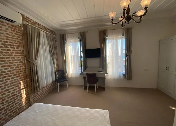 Oemer Aga Konagi فندق 3*