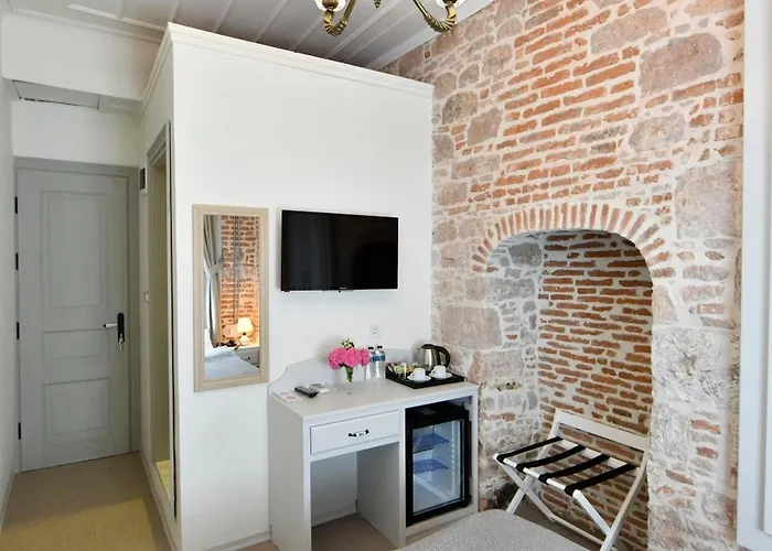 فندق Oemer Aga Konagi