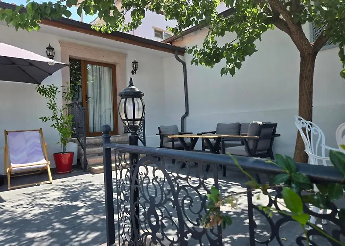 فندق Oemer Aga Konagi