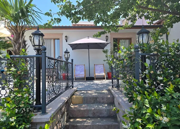 فندق Oemer Aga Konagi 3*